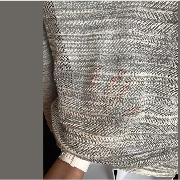 Anthropologie MOTH Sweater Gray White Marled Knit VNeck Pullover Classic Staple - Picture 8 of 8